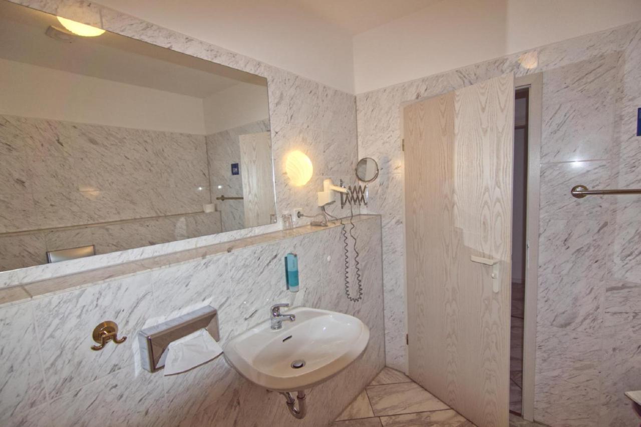 Hotel Saechsischer Hof Scheibenberg Extérieur photo